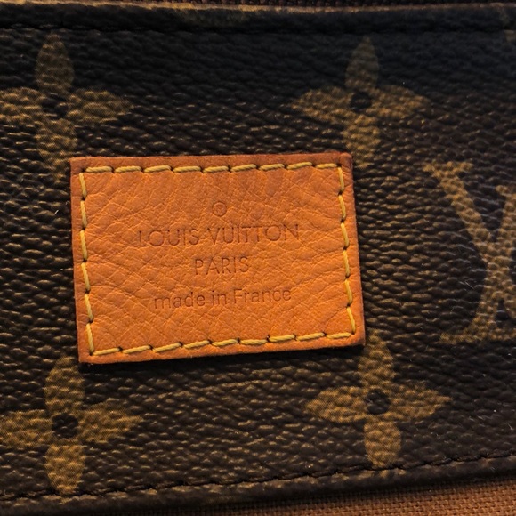 Louis Vuitton Hobo-style Bag with dust cover - Picture 1 of 11